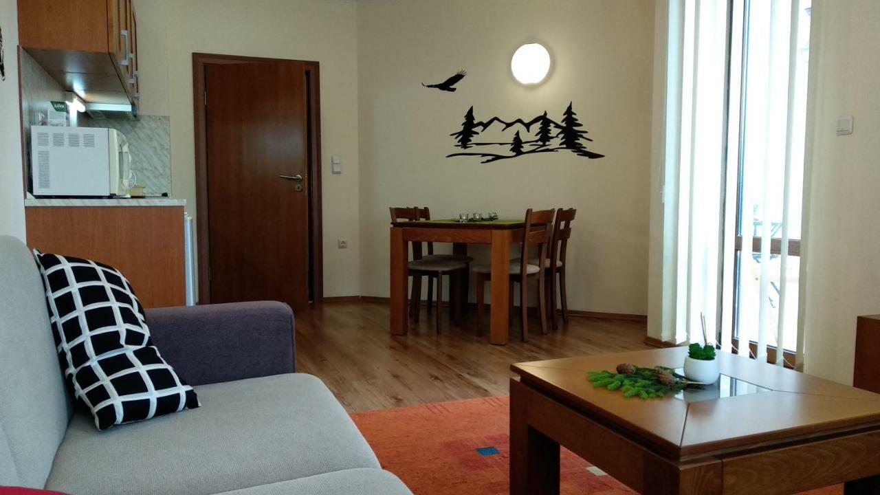Pine Tree Apartment D34 バンスコ エクステリア 写真